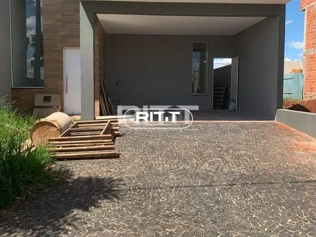 Casa com 200m² 3 quartos e 1 banheiro, à venda, no bairro Vila Monte Alegre em Paulínia