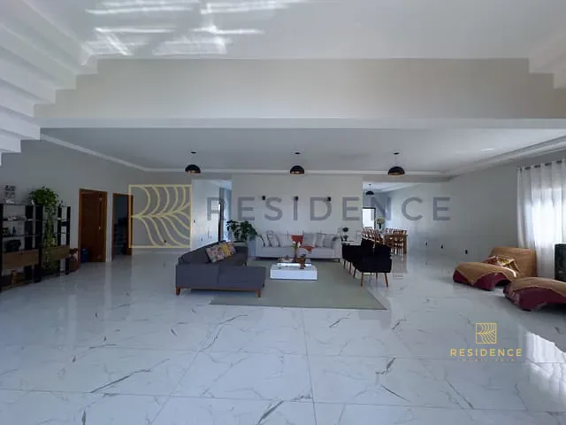 Casa 5 quartos e 7 banheiros, à venda, no bairro Jardim Amália em Volta Redonda