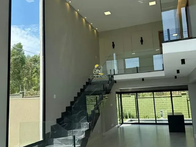 Casa com 303m² 3 quartos e 4 banheiros, à venda, no bairro Terras Alpha Residencial 1 em Senador Canedo