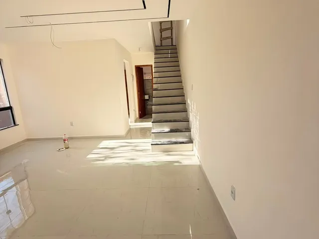 Casa com 340m² 3 quartos e 4 banheiros, à venda, no bairro RECREIO em Rio das Ostras
