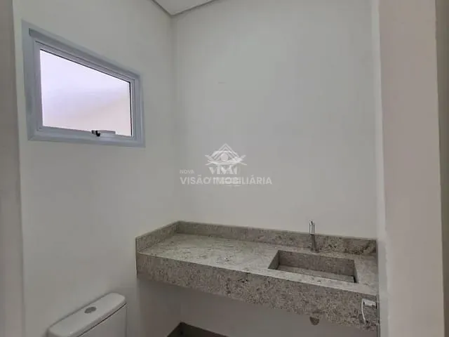 Casa com 360m² 2 quartos e 1 banheiro, à venda, no bairro Residencial Paris em Sinop