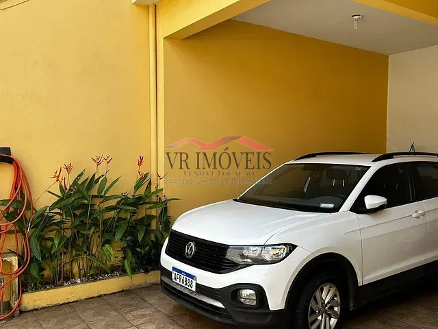 Casa com 180m² 3 quartos e 2 banheiros, à venda, no bairro São João Batista em Volta Redonda