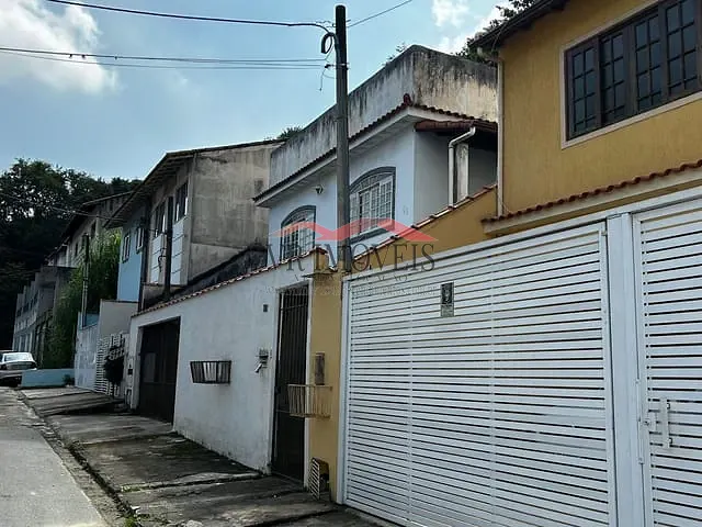Casa com 180m² 3 quartos e 2 banheiros, à venda, no bairro São João Batista em Volta Redonda