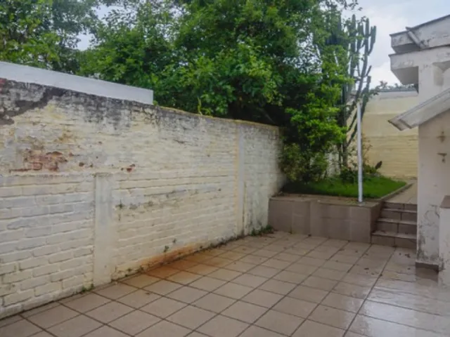 Casa 2 quartos e 2 banheiros, à venda, no bairro Cerâmica em São Caetano do Sul