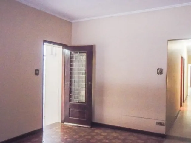 Casa 2 quartos e 2 banheiros, à venda, no bairro Cerâmica em São Caetano do Sul