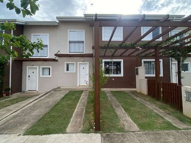 Sobrado 2 quartos e 1 banheiro, à venda, no bairro Ponte Nova em Extrema