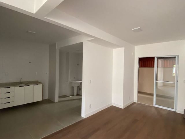 Sobrado 2 quartos e 1 banheiro, à venda, no bairro Ponte Nova em Extrema