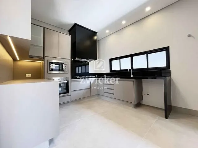 Casa com 450m² 4 quartos e 6 banheiros, à venda, no bairro Residencial Lago Sul em Bauru
