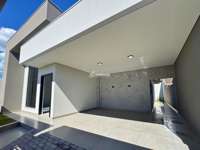 Casa com 275m² 3 quartos e 2 banheiros, à venda, no bairro Residencial Interlagos em Apucarana