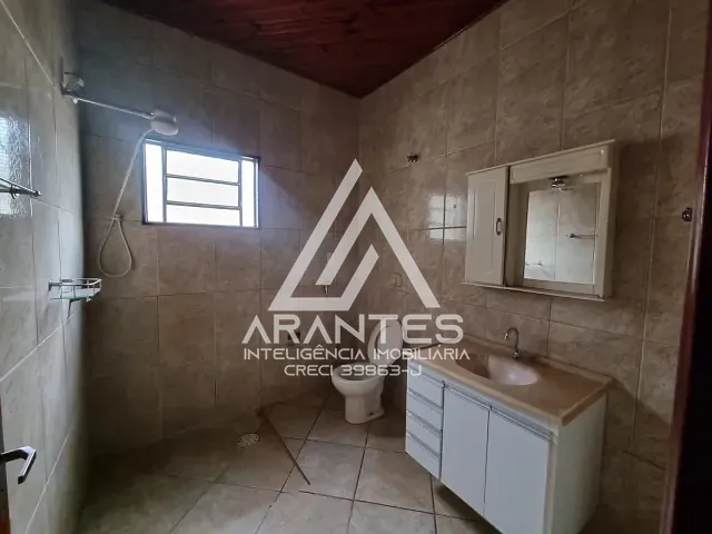 Casa 2 quartos e 2 banheiros, para alugar, no bairro Pimenta em Barretos