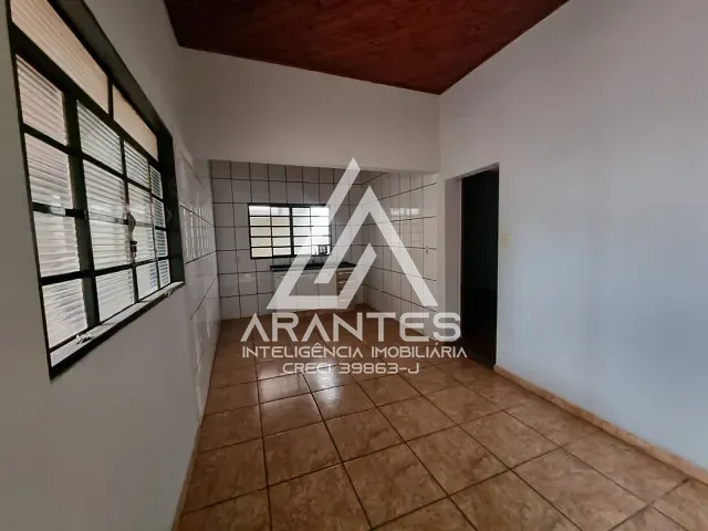 Casa 2 quartos e 2 banheiros, para alugar, no bairro Pimenta em Barretos