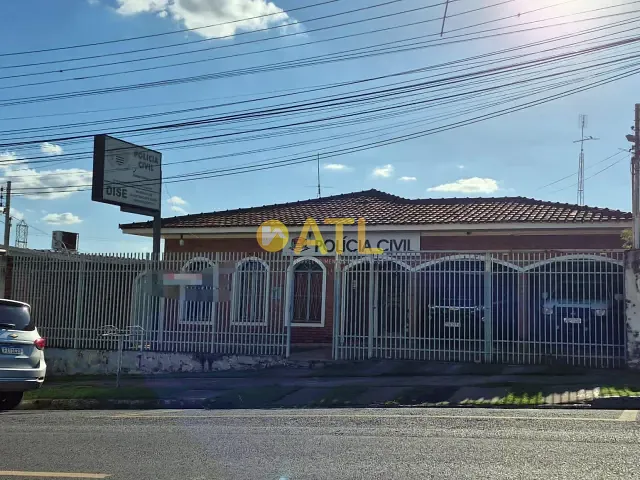 Casa 3 quartos e 2 banheiros, à venda, no bairro Nova Ourinhos em Ourinhos