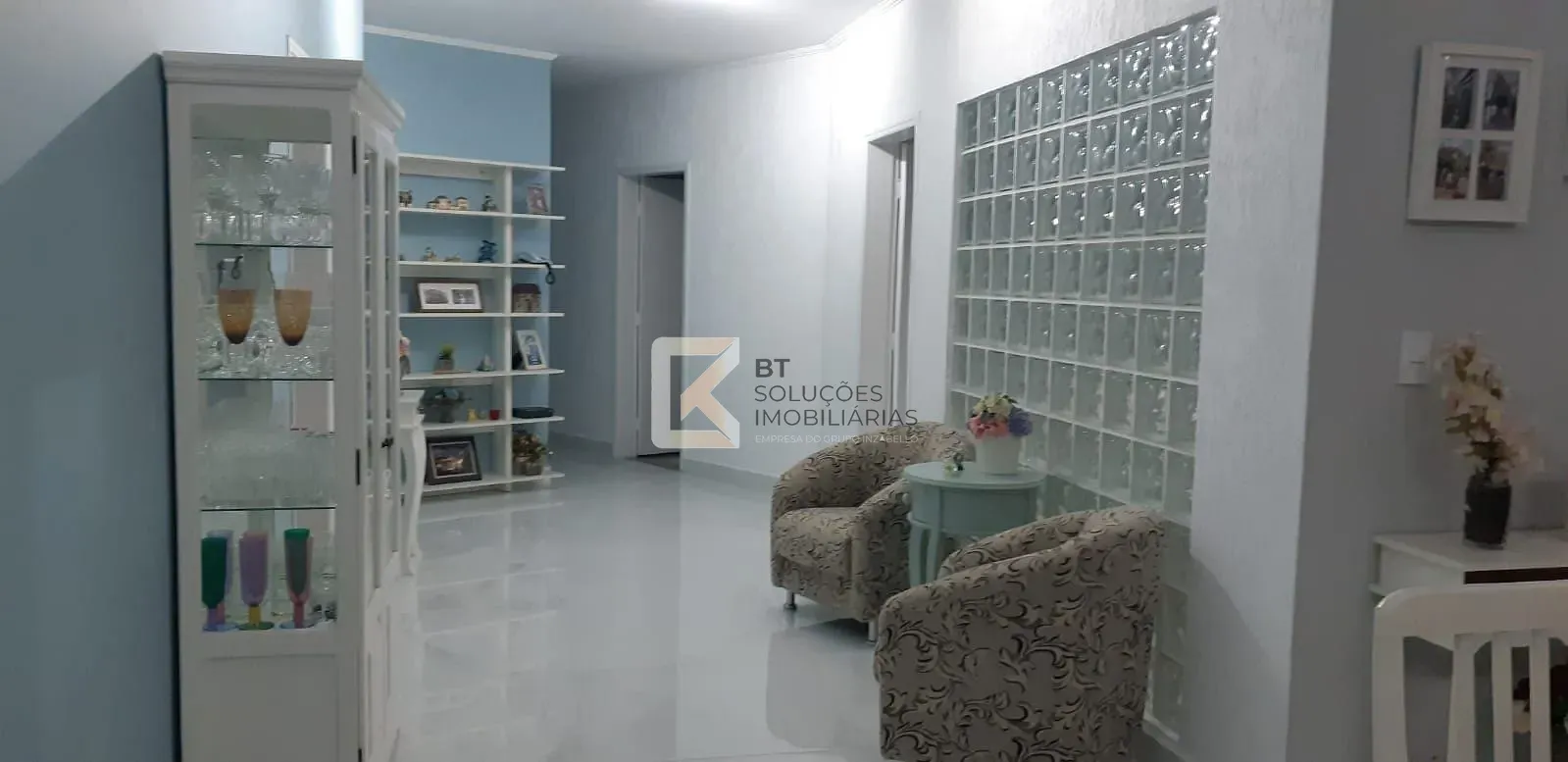 Casa, 3 quartos, 270 m² - Foto 4