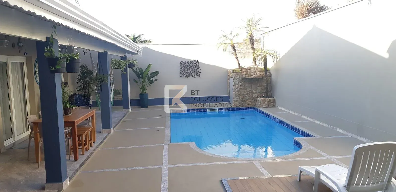 Casa, 3 quartos, 270 m² - Foto 1