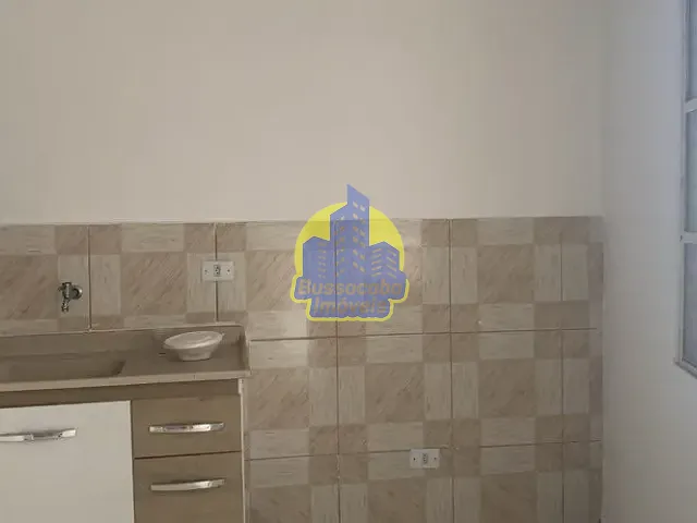 Casa com 80m² 2 quartos e 1 banheiro, para alugar, no bairro Umuarama em Osasco