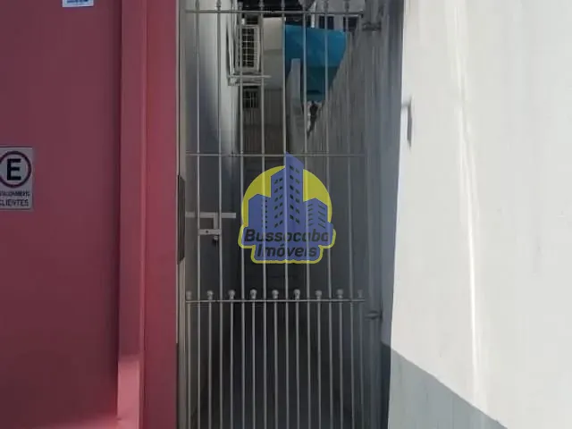 Casa com 80m² 2 quartos e 1 banheiro, para alugar, no bairro Umuarama em Osasco