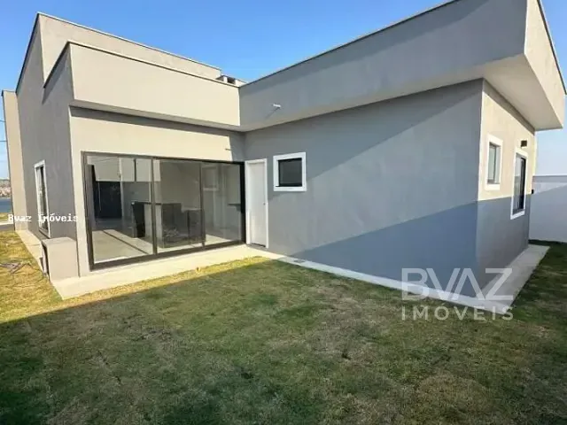 Casa com 252m² 3 quartos e 2 banheiros, à venda, no bairro Nova São Pedro em São Pedro da Aldeia