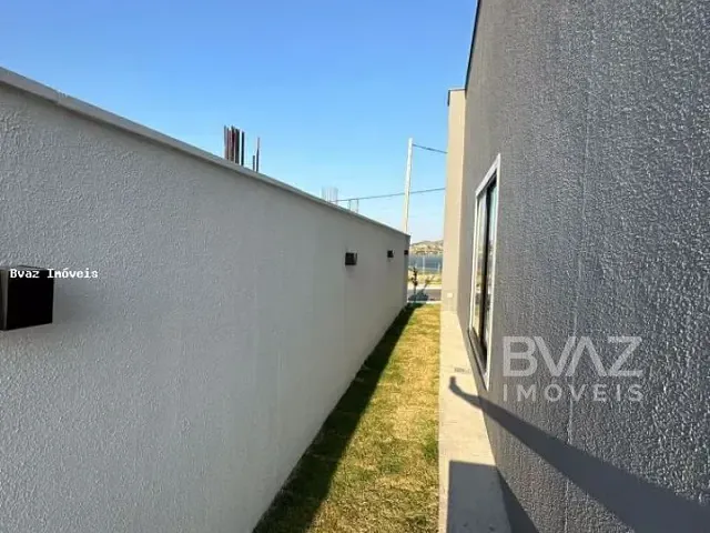 Casa com 252m² 3 quartos e 2 banheiros, à venda, no bairro Nova São Pedro em São Pedro da Aldeia