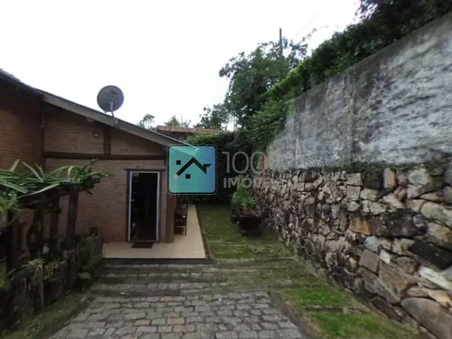 Casa com 855m² 3 quartos e 3 banheiros, à venda, no bairro Centro em Santo Antônio do Pinhal