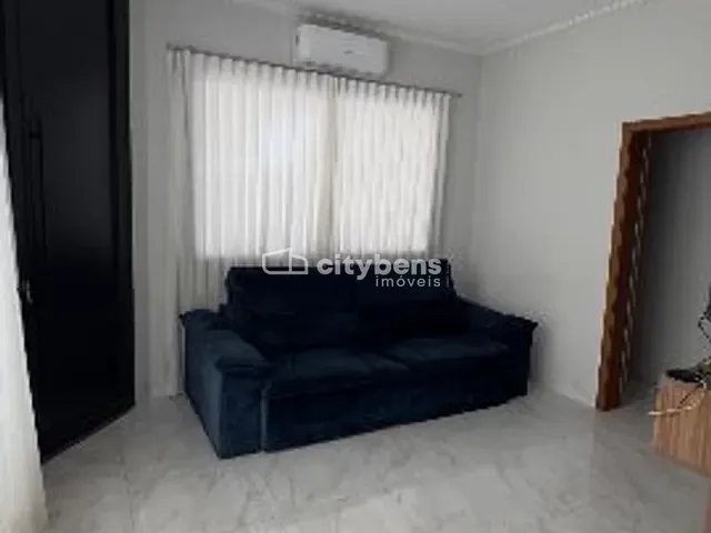 Casa 3 quartos e 4 banheiros, à venda, no bairro Aeroporto em Araçatuba