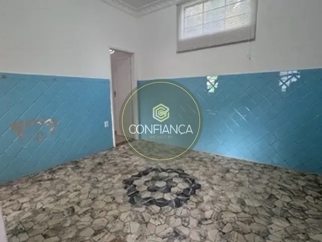 Casa 2 quartos e 3 banheiros, para alugar, no bairro Boa Vista em Belo Horizonte
