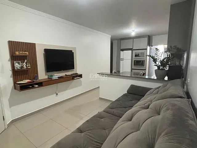 Casa com 125m² 2 quartos e 1 banheiro, à venda, no bairro Santa Cruz em Cascavel
