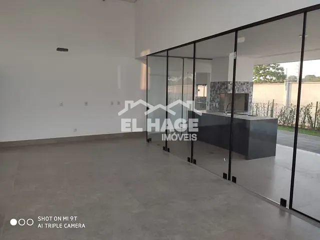 Casa com 354m² 3 quartos e 4 banheiros, à venda, no bairro Tijucal em Cuiabá