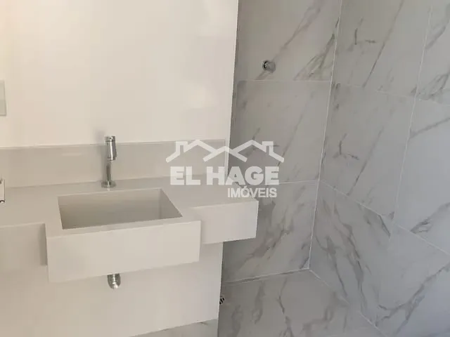 Casa com 354m² 3 quartos e 4 banheiros, à venda, no bairro Tijucal em Cuiabá