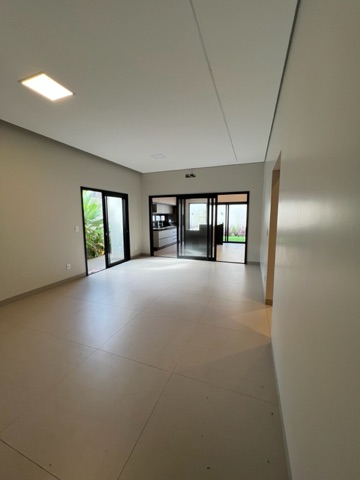 Casa com 294m² 3 quartos e 4 banheiros, à venda, no bairro Porto Unique em Dourados