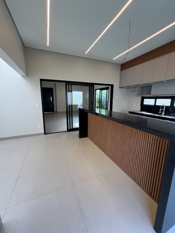 Casa com 294m² 3 quartos e 4 banheiros, à venda, no bairro Porto Unique em Dourados
