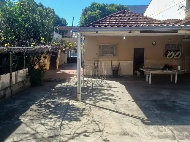 Casa com 400m², à venda, no bairro Bangu em Rio de Janeiro