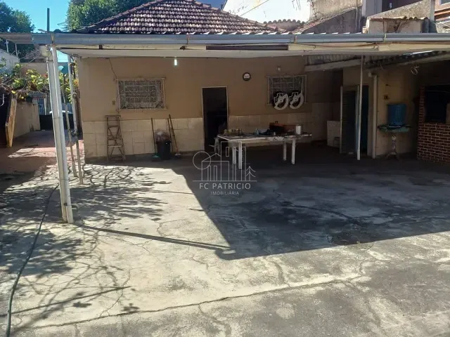 Casa com 400m², à venda, no bairro Bangu em Rio de Janeiro