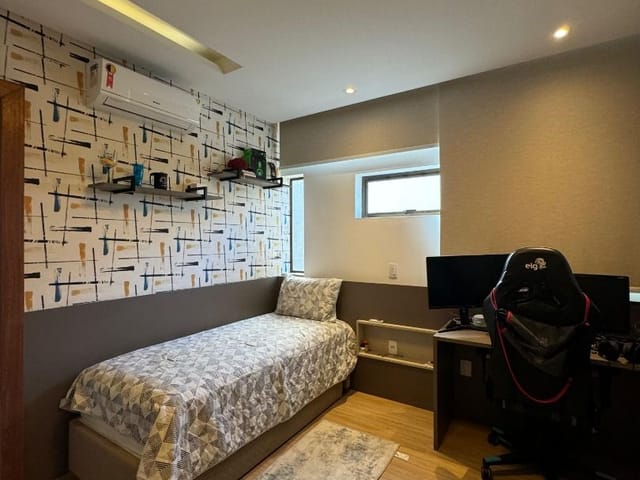 Casa com 500m² 4 quartos e 5 banheiros, à venda, no bairro Boulevard Lagoa em Serra