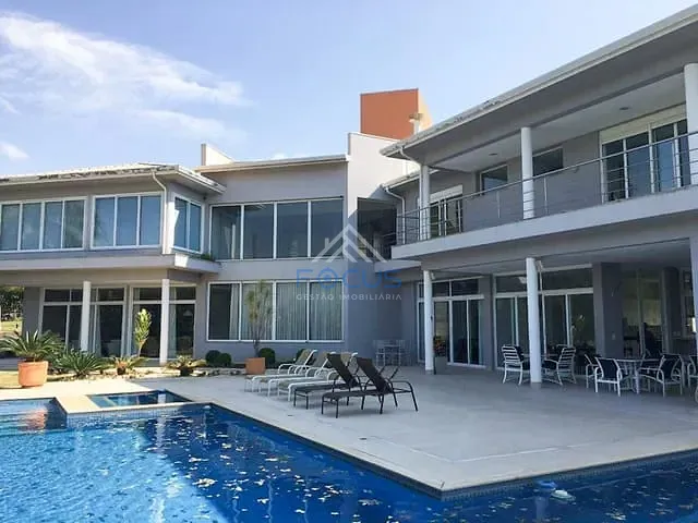 Casa com 10000m² 4 quartos e 8 banheiros, à venda, no bairro Chácara Malota em Jundiaí