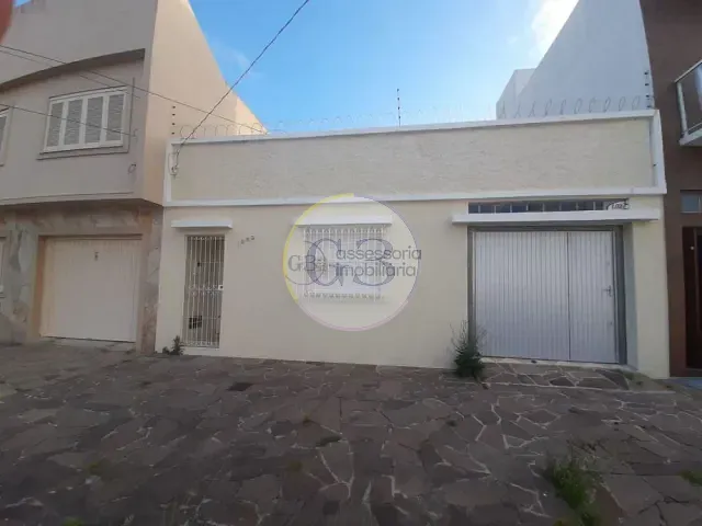Casa 1 quarto e 1 banheiro, à venda, no bairro Centro em Pelotas