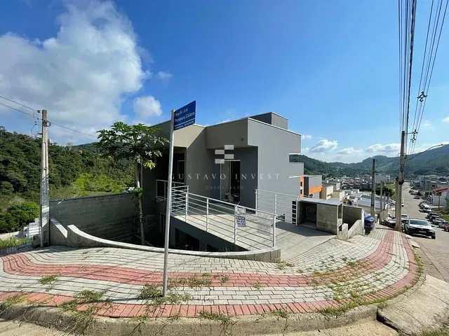 Casa 2 quartos e 2 banheiros, à venda, no bairro Limeira Baixa em Brusque