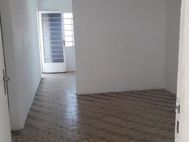 Casa com 100m² 2 quartos e 1 banheiro, à venda, no bairro Parque Valença I em Campinas