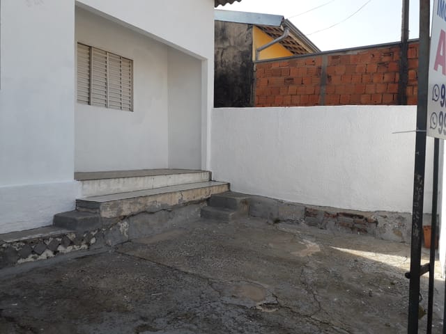 Casa com 100m² 2 quartos e 1 banheiro, à venda, no bairro Parque Valença I em Campinas