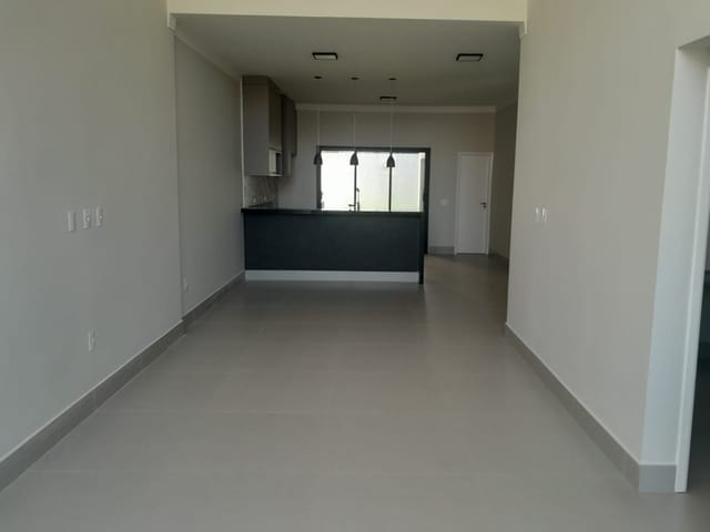 Casa com 194m² 3 quartos e 4 banheiros, à venda, no bairro Jardim São Marcos em Valinhos