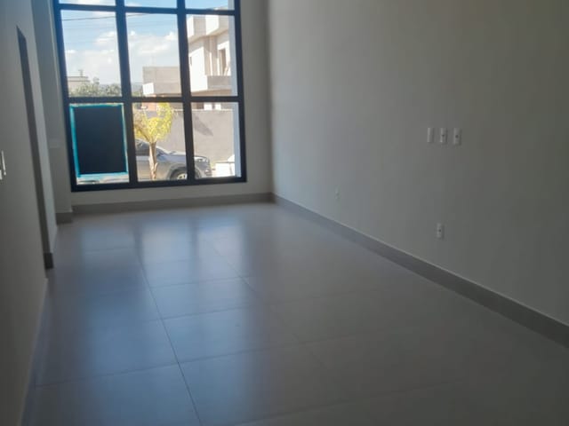 Casa com 194m² 3 quartos e 4 banheiros, à venda, no bairro Jardim São Marcos em Valinhos