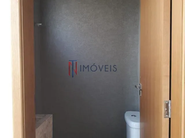 Casa com 272m² 3 quartos e 4 banheiros, à venda, no bairro Jardim América em Atibaia