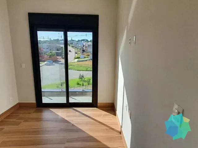 Casa com 480m² 4 quartos e 4 banheiros, à venda, no bairro Portal dos Bandeirantes em Salto