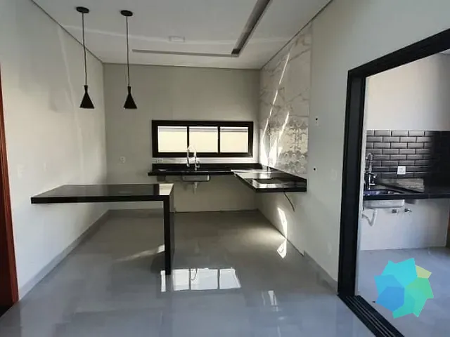 Casa com 480m² 4 quartos e 4 banheiros, à venda, no bairro Portal dos Bandeirantes em Salto