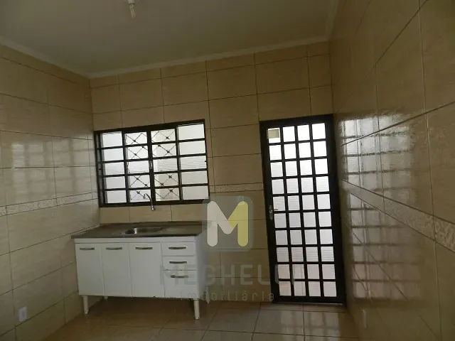 Casa com 250m² 1 quarto e 1 banheiro, para alugar, no bairro Jardim Boa Esperança I em Serrana
