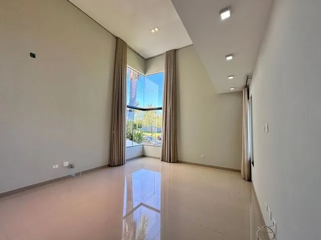Casa com 312m² 3 quartos e 4 banheiros, à venda, no bairro Esperança em Londrina
