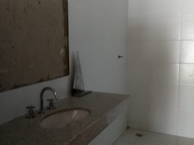 Casa com 250m² 3 quartos e 3 banheiros, à venda, no bairro Vila Suiça em Pindamonhangaba