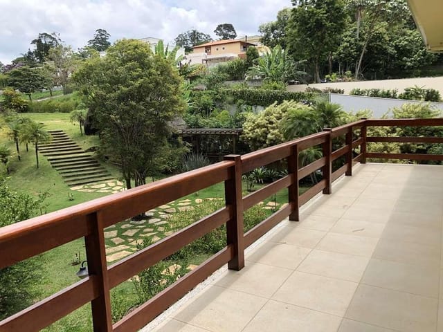 Casa com 3240m² 4 quartos e 5 banheiros, à venda, no bairro Chácaras São Carlos em Cotia