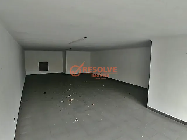 Casa com 336m² 3 quartos e 2 banheiros, à venda, no bairro Centro em Guararema