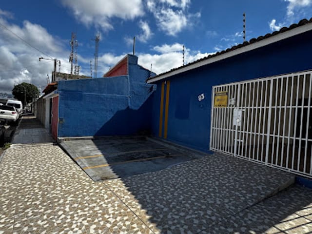 Casa com 200m² 3 quartos e 2 banheiros, para alugar, no bairro Centro em Arapiraca