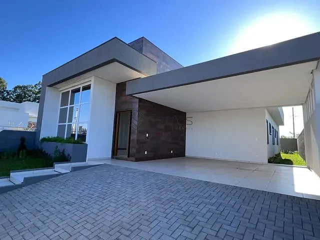 Casa 3 quartos e 3 banheiros, à venda, no bairro Universitário em Ijuí